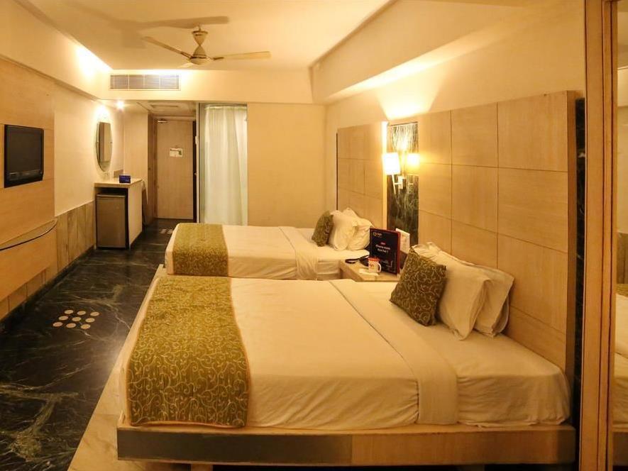 Vijayawāda Hotel Manorama מראה חיצוני תמונה