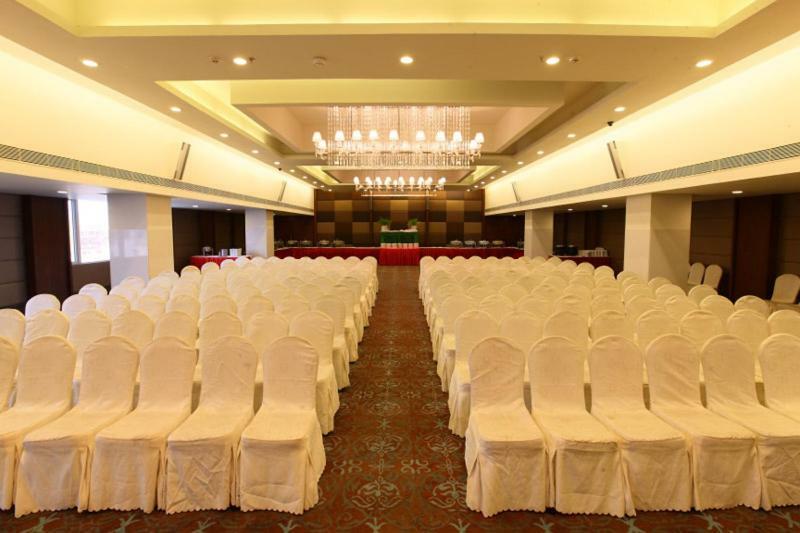 Vijayawāda Hotel Manorama מראה חיצוני תמונה