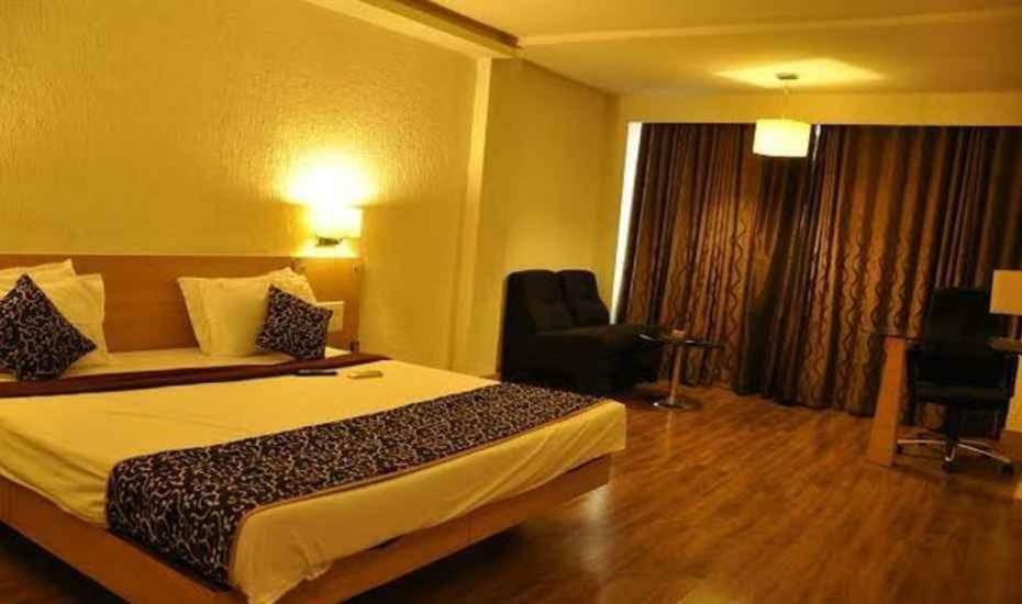 Vijayawāda Hotel Manorama מראה חיצוני תמונה